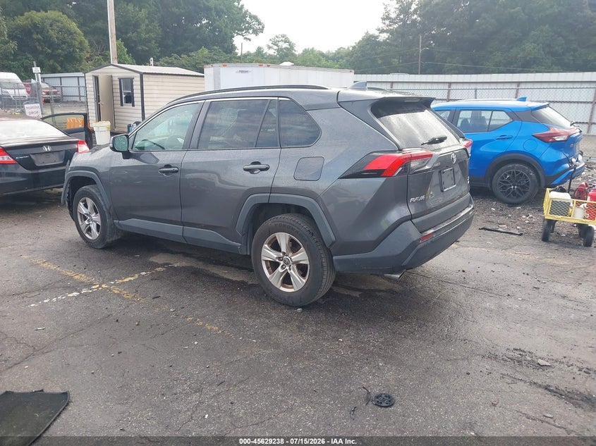 2021 TOYOTA RAV4 auction photo 3