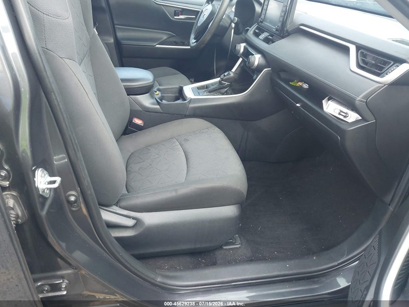 2021 TOYOTA RAV4 auction photo 5