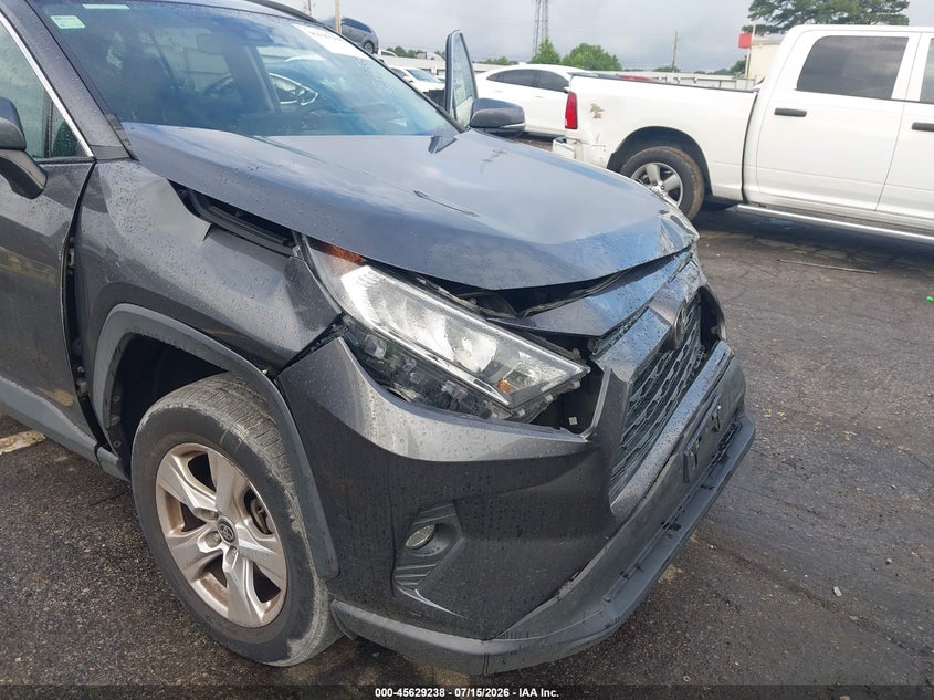 2021 TOYOTA RAV4 auction photo 6