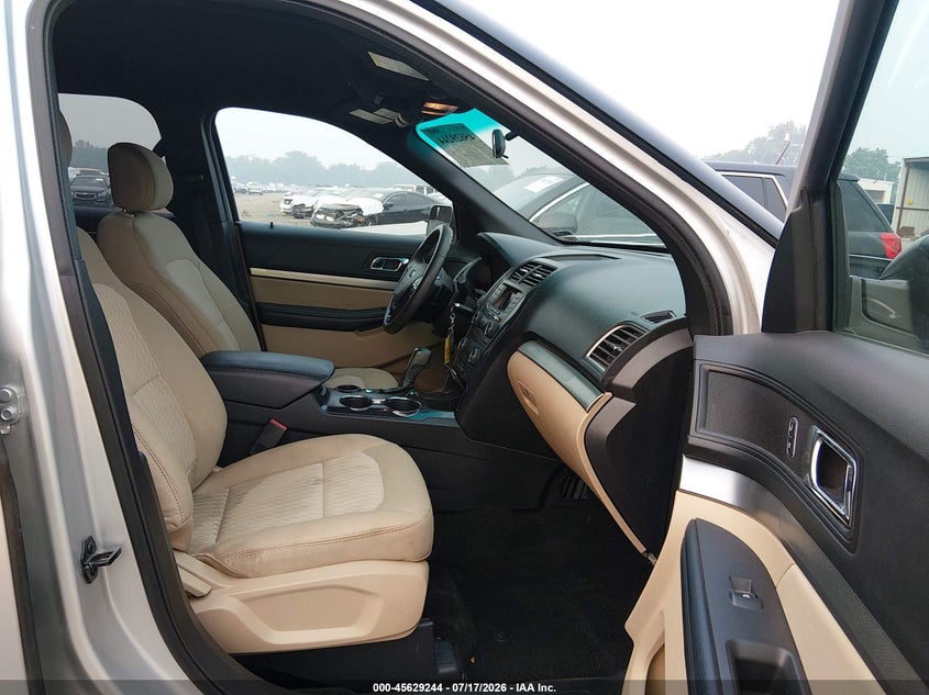 2017 FORD EXPLORER auction photo 5