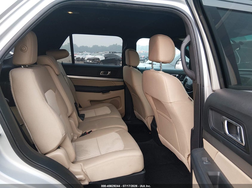 2017 FORD EXPLORER auction photo 8