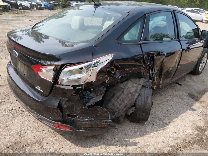 2013 FORD FOCUS auction photo 6