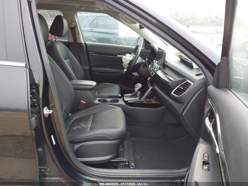 2023 KIA SELTOS auction photo 5
