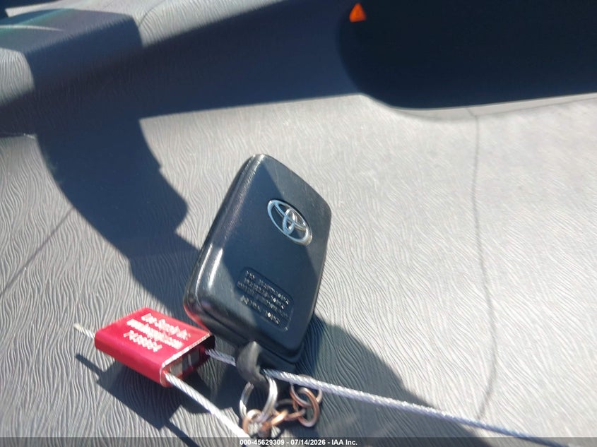 AtlanticExpress - Toyota Prius