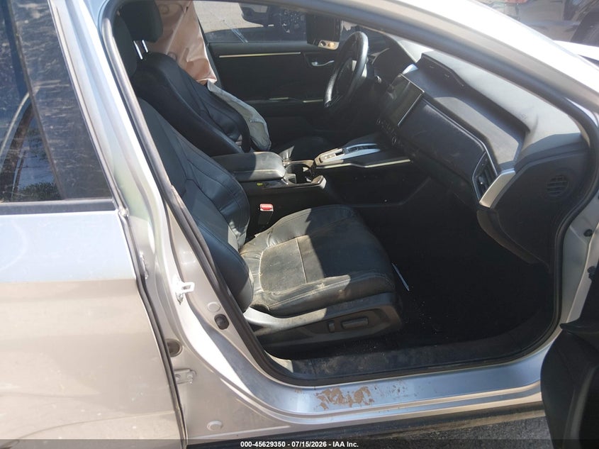 2018 HONDA CLARITY PLUG-IN HYBRID auction photo 5
