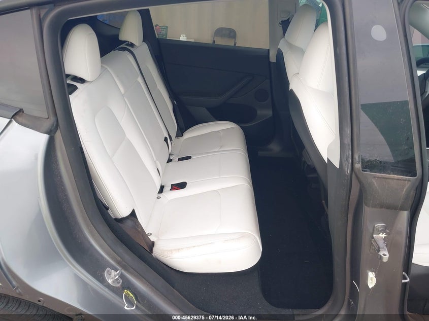 AtlanticExpress - Tesla Model Y