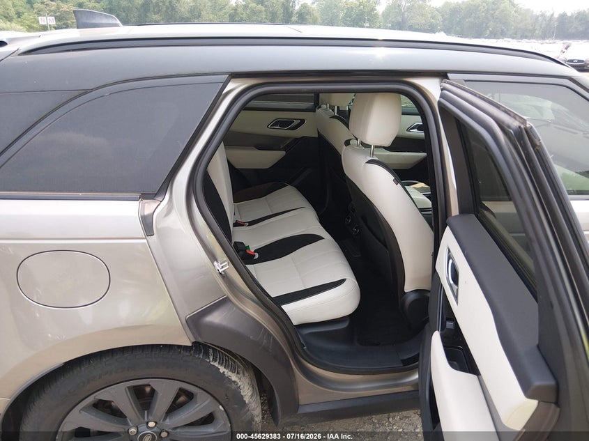 2020 LAND ROVER RANGE ROVER VELAR auction photo 8