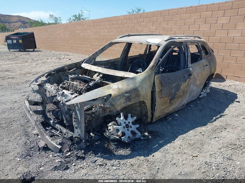 2016 Jeep Cherokee, Total Burn, IAAI, VIN 1C4PJMAB6GW183267 — photo 2