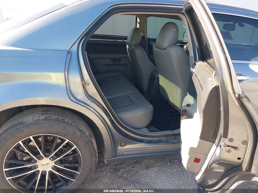 2006 Chrysler 300C VIN: 2C3KK63H76H382544 Lot: 45629440