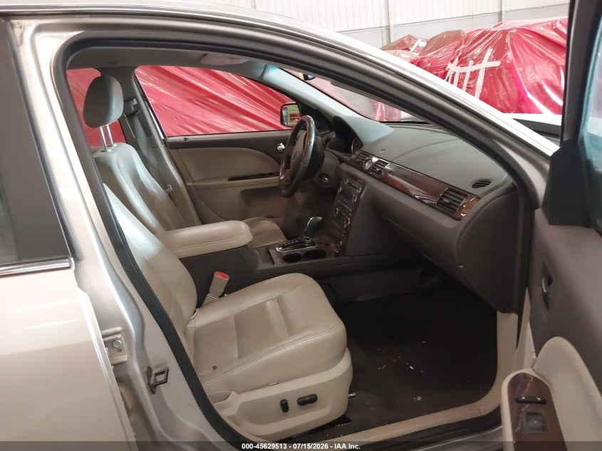 2008 FORD TAURUS auction photo 5