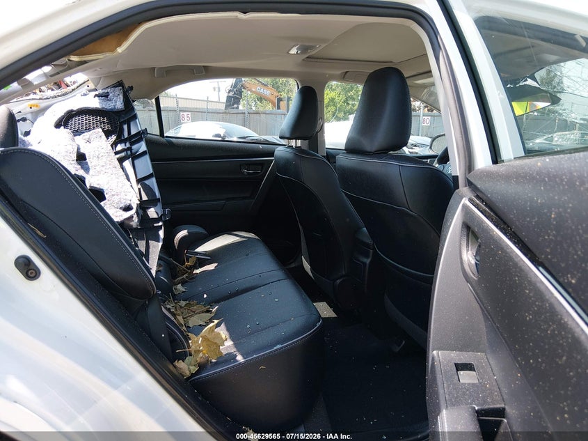 2017 TOYOTA COROLLA auction photo 8
