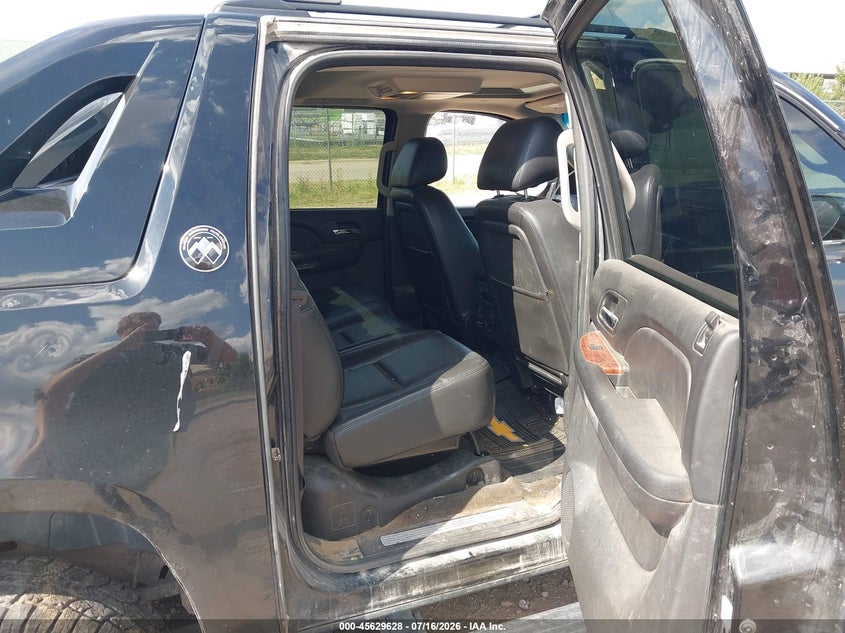 CHEVROLET AVALANCHE 2013 VIN 3GNTKGE72DG249351