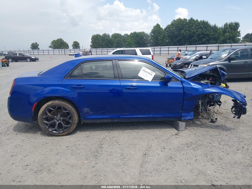 2019 Chrysler 300 300S VIN: 2C3CCABG3KH559758 Lot: 45629656