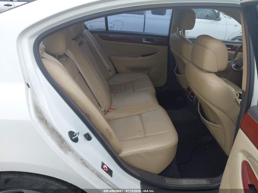 2013 Hyundai Genesis 3.8 VIN: KMHGC4DD2DU226836 Lot: 45629661