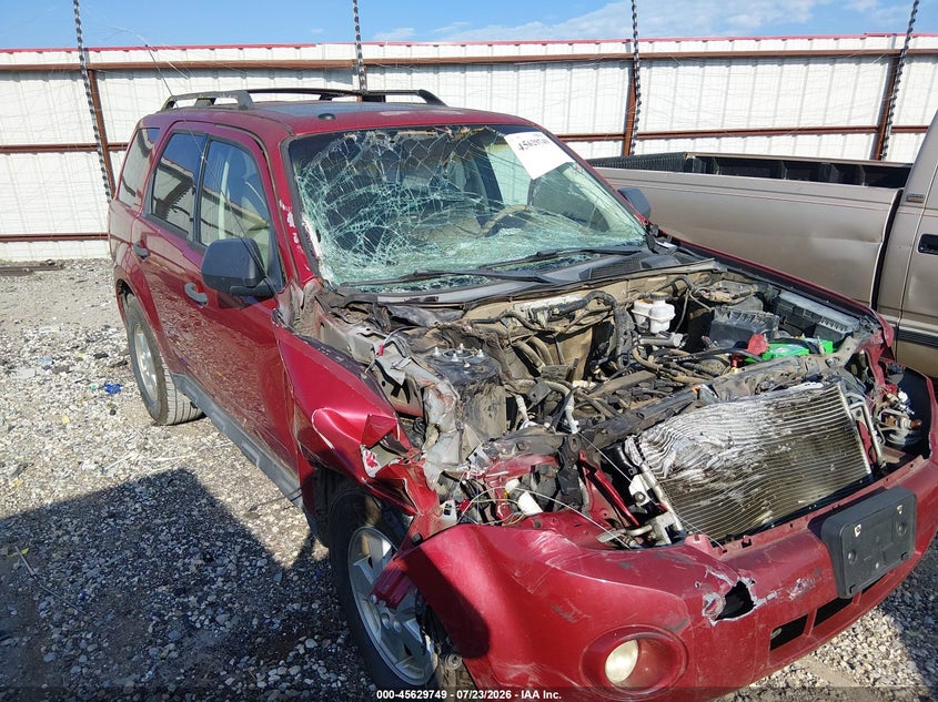 2011 FORD ESCAPE auction photo 6