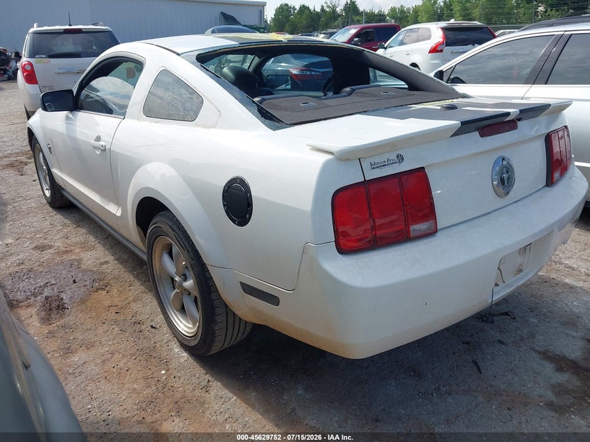 2009 FORD MUSTANG auction photo 3