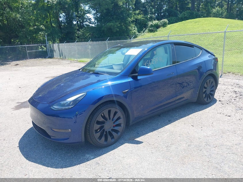 2023 Tesla Model Y, Удар сзади, IAAI, VIN 7SAYGDEF9PF645733 — фото 2