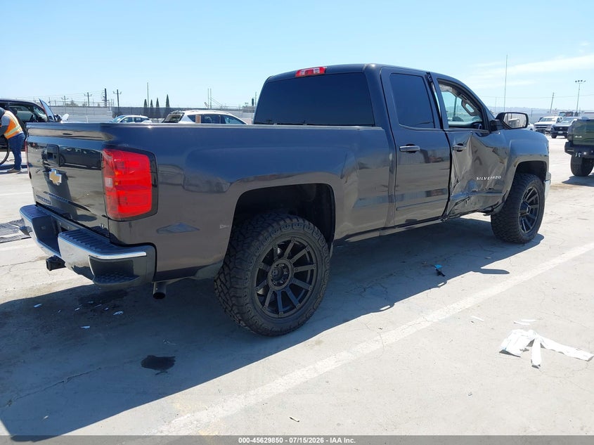 2015 CHEVROLET SILVERADO 1500 auction photo 4