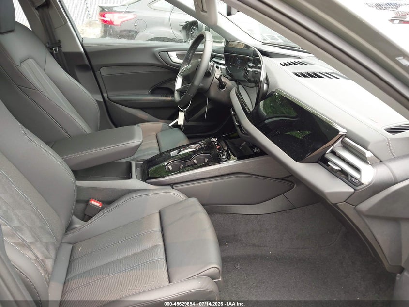 Фото 5 - AUDI ALL-NEW A5
