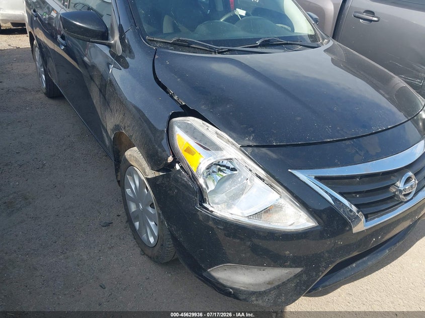 2017 Nissan Versa 1.6 S VIN: 3N1CN7AP1HL827753 Lot: 45629936