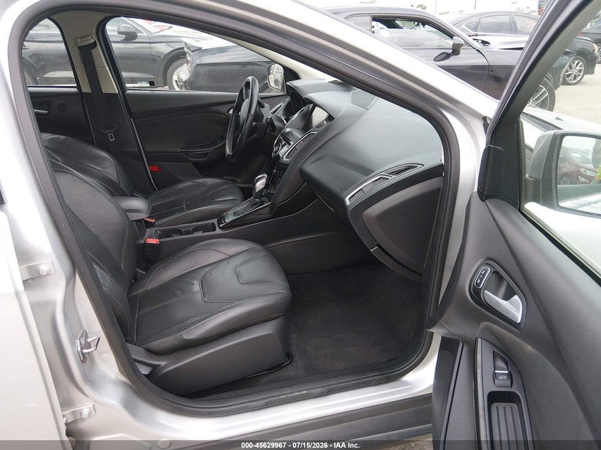 2015 FORD FOCUS auction photo 5