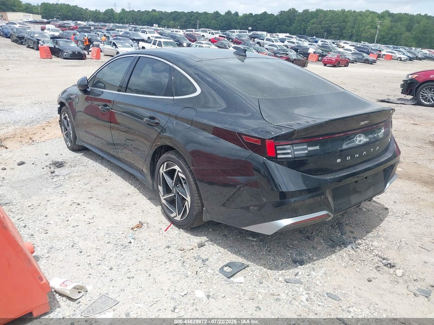 2024 HYUNDAI SONATA auction photo 3