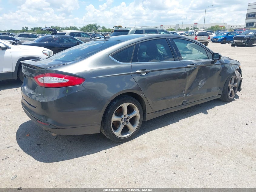 2015 FORD FUSION auction photo 4
