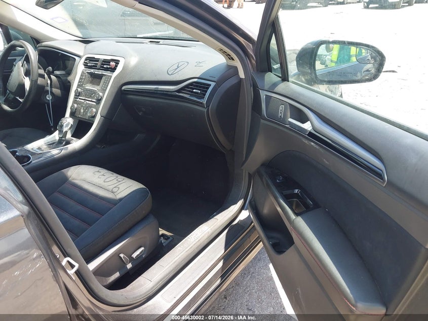 2015 FORD FUSION auction photo 5