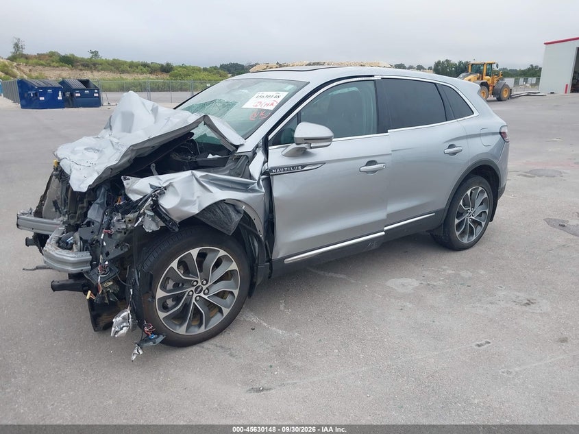 2023 LINCOLN NAUTILUS auction photo 2