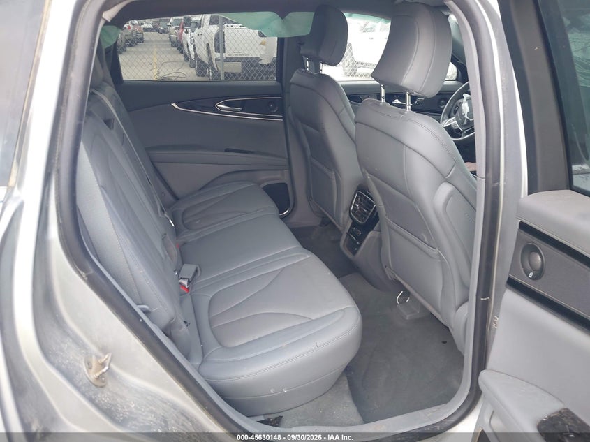 2023 LINCOLN NAUTILUS auction photo 8