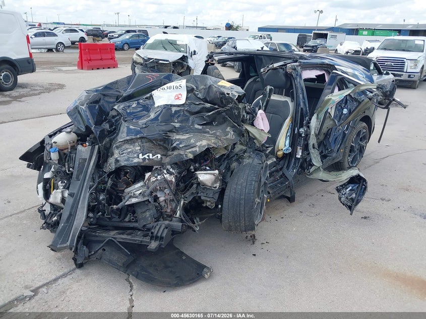 2025 Kia K5, Rollover, IAAI, VIN KNAG64J74S5351724 — photo 2