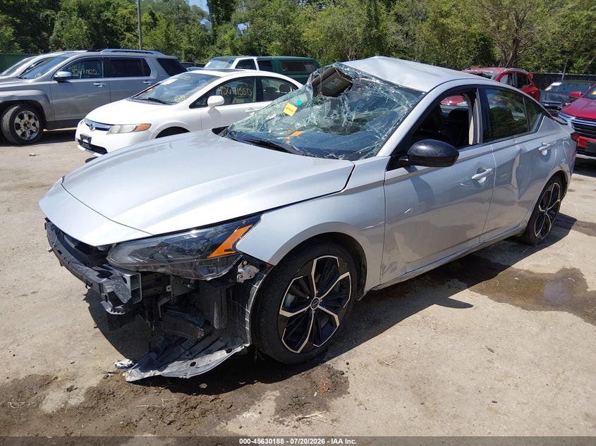 2024 Nissan Altima, Right Side, IAAI, VIN 1N4BL4CV7RN399932 — photo 2