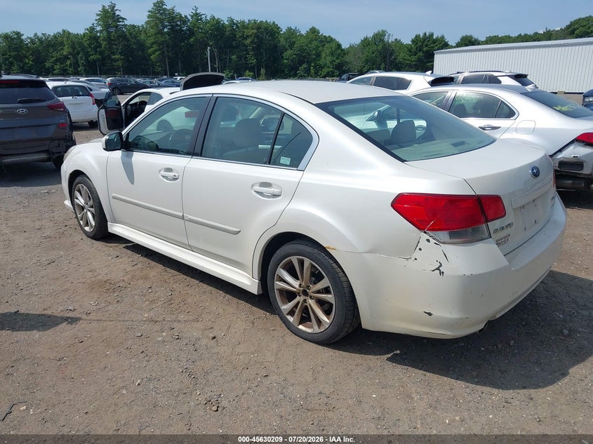 2013 SUBARU LEGACY auction photo 3