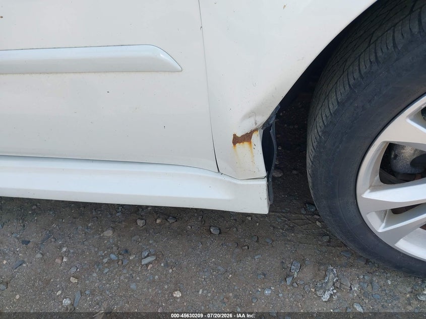2013 SUBARU LEGACY auction photo 6