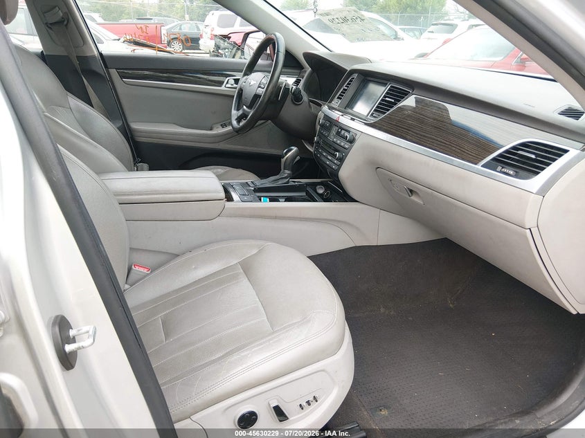 HYUNDAI GENESIS 2015 VIN KMHGN4JE9FU094457