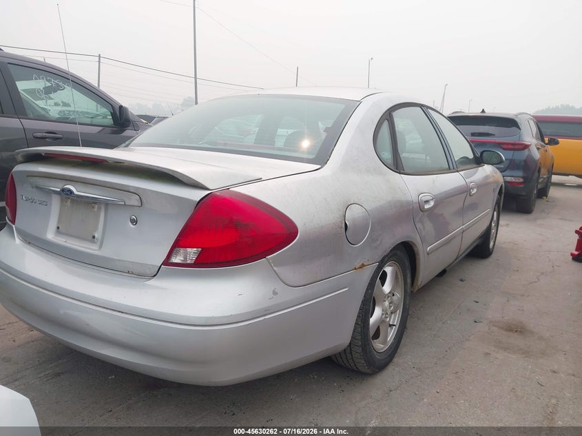 2002 FORD TAURUS auction photo 4