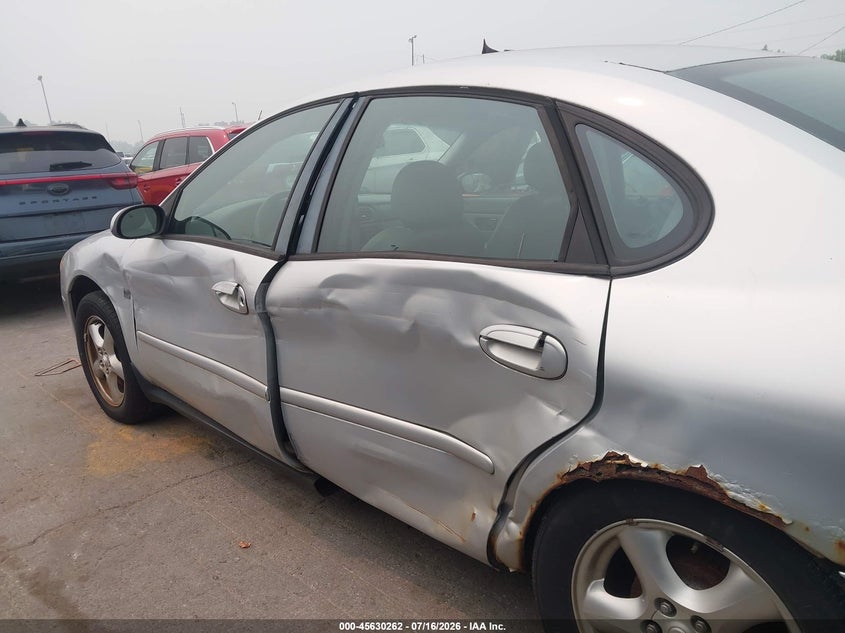 2002 FORD TAURUS auction photo 6