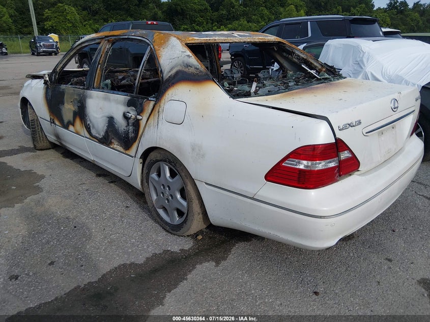 2004 LEXUS LS 430 auction photo 3