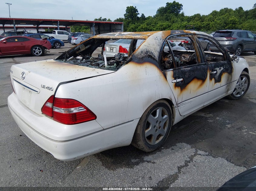 2004 LEXUS LS 430 auction photo 4