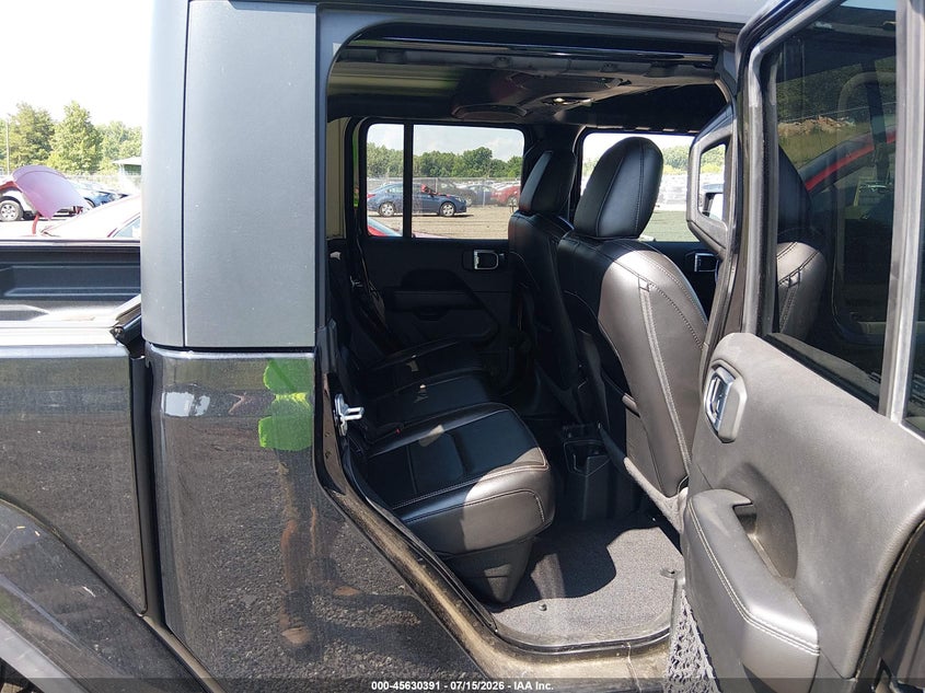 2020 Jeep Gladiator Overland 4X4 VIN: 1C6HJTFG1LL170755 Lot: 45630391