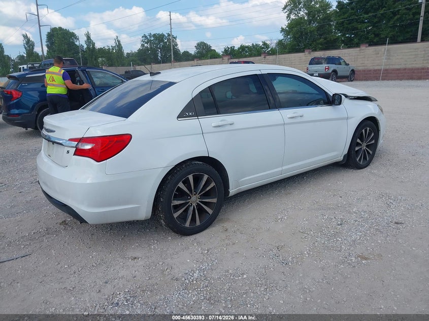 Vin: 1c3bc8fgxbn567586, lot: 46128858, chrysler 200 s 20114