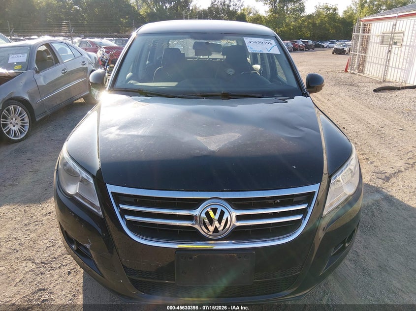 2011 Volkswagen Tiguan S VIN: WVGBV7AX4BW519949 Lot: 45630398