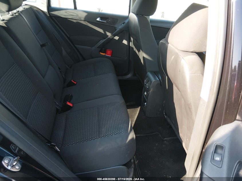 2011 Volkswagen Tiguan S VIN: WVGBV7AX4BW519949 Lot: 45630398