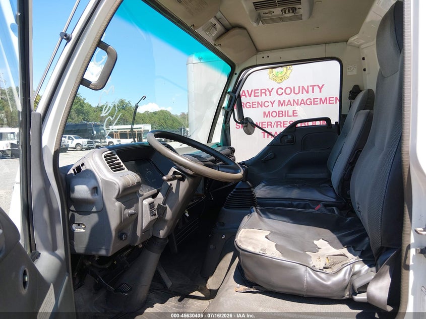 1998 Isuzu Npr VIN: JALC4B1K5W7002774 Lot: 45630405