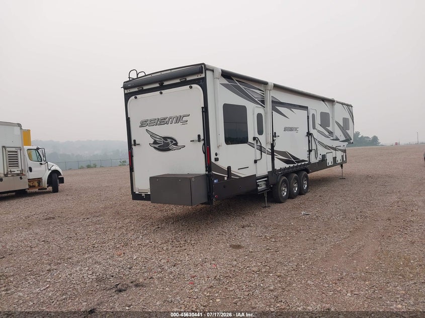 2021 JAYCO SEISMIC auction photo 4