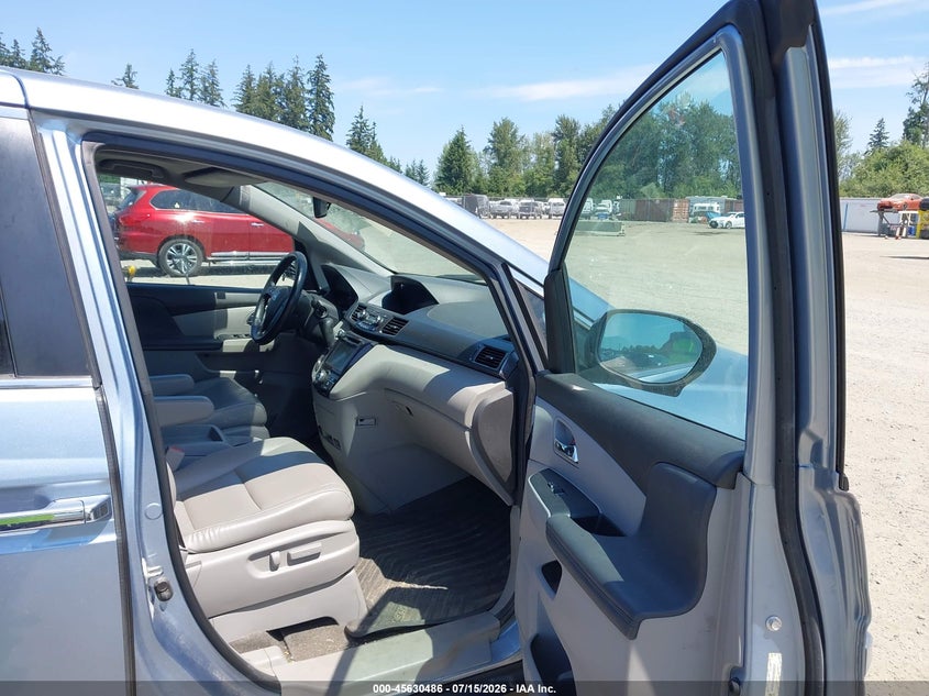 2014 HONDA ODYSSEY auction photo 5
