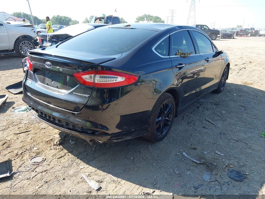 2015 FORD FUSION ENERGI auction photo 4