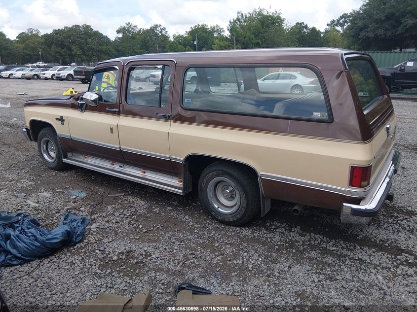 1988 CHEVROLET SUBURBAN auction photo 3