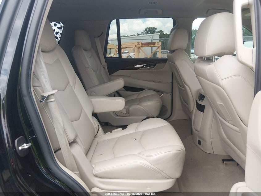 CADILLAC ESCALADE - zdjęcie 8
