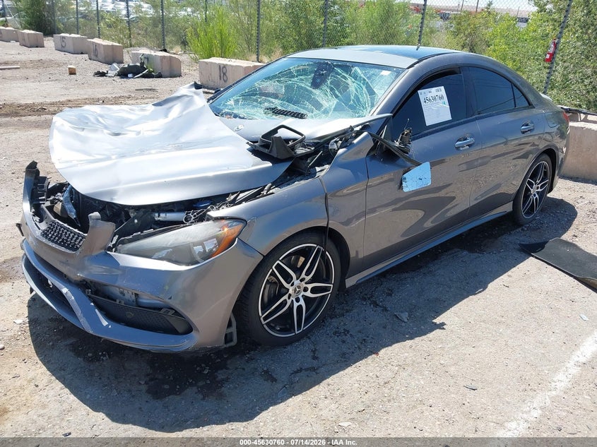 2019 MERCEDES-BENZ CLA 250 — zdjęcie 2